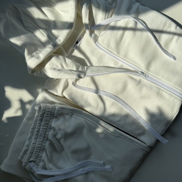KOMPLET DRESOWY CREAM- HOT DEALS!
